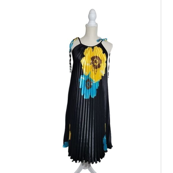 India boutique floral pleated dress - Picture 1 of 9
